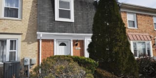 9025 N LAUREL ROAD 9025 N LAUREL ROAD Photo Gallery 1