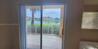 251 SW Palm Dr 251 SW Palm Dr Photo Gallery 1