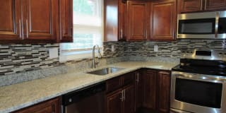 702 LEEWARD CT 702 LEEWARD CT Photo Gallery 1