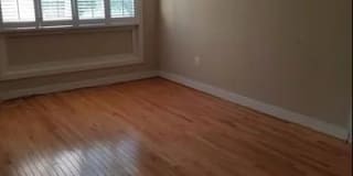 2850 Hartford St SE Apt 204 2850 Hartford St SE Apt 204 Photo Gallery 1