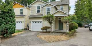 471 NE 55th Ave 471 NE 55th Ave Photo Gallery 1