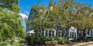 101 LAKESIDE DRIVE 101 LAKESIDE DRIVE Photo Gallery 1