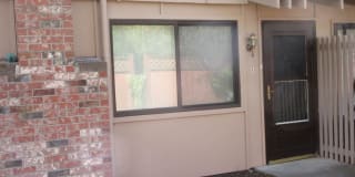 2820 Garden Ct. #B 2820 Garden Ct. #B Photo Gallery 1