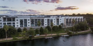 AMLI South Shore AMLI South Shore Photo Gallery 1