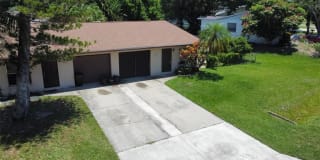 4513 87TH STREET COURT W 4513 87TH STREET COURT W Photo Gallery 1