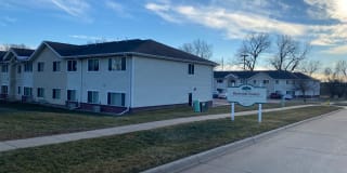 River Views without the River Price! Affordable One and Two Bedroom apartments. River Views without the River Price! Affordable One and Two Bedroom apartments. Photo Gallery 1