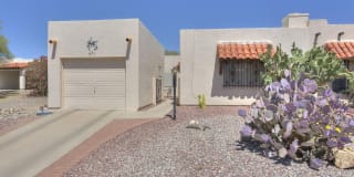 971 North Camino De Luz 971 North Camino De Luz Photo Gallery 1