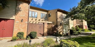 124 Windward Dr 124 Windward Dr Photo Gallery 1