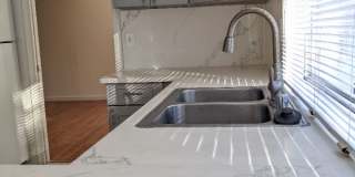 5914 Sutton Park Pl 5914 Sutton Park Pl Photo Gallery 1
