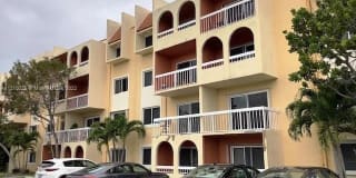 7910 Camino Real 7910 Camino Real Photo Gallery 1