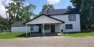 4028 GARFIELD AVE 4028 GARFIELD AVE Photo Gallery 1