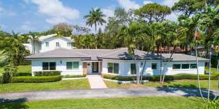 4020 Riviera Dr 4020 Riviera Dr Photo Gallery 1