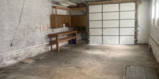 1137 E 3rd St garage 1137 E 3rd St garage Photo Gallery 1