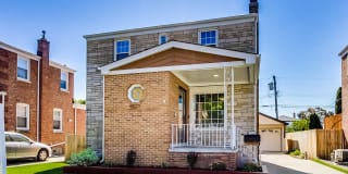 7835 W Berwyn Avenue 7835 W Berwyn Avenue Photo Gallery 1