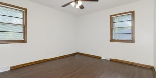 187 Southwest South Avenue 187 Southwest South Avenue Photo Gallery 1