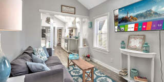 604 1/2 12th Avenue 604 1/2 12th Avenue Photo Gallery 1