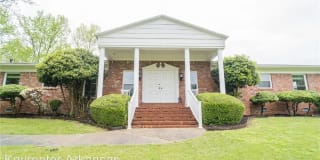 636 NE St 636 NE St Photo Gallery 1
