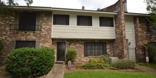 2448 Shadowbrook Dr 2448 Shadowbrook Dr Photo Gallery 1