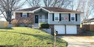 1100 Nw Oakridge Dr 1100 Nw Oakridge Dr Photo Gallery 1