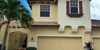 5737 NW 119th Dr 5737 NW 119th Dr Photo Gallery 1