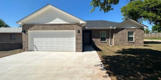 3513 Hillside Drive 3513 Hillside Drive Photo Gallery 1