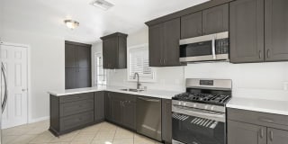 16131 Warren Lane 16131 Warren Lane Photo Gallery 1