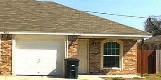 4702 Waterproof Drive A & B - B 4702 Waterproof Drive A & B - B Photo Gallery 1