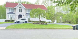 1 Wiltshire Drive 1 Wiltshire Drive Photo Gallery 1