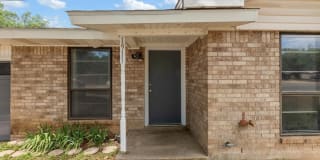 1911 Singing Wind Dr 1911 Singing Wind Dr Photo Gallery 1