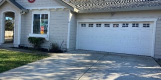 242 Lawrence Ln 242 Lawrence Ln Photo Gallery 1