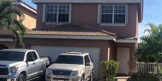 6714 NW 39th Ln 6714 NW 39th Ln Photo Gallery 1