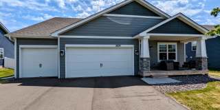 11624 Pineridge Way N 11624 Pineridge Way N Photo Gallery 1