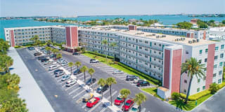 5575 GULF BOULEVARD 5575 GULF BOULEVARD Photo Gallery 1