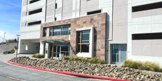 1 Mandalay Pl. Unit 1706 1 Mandalay Pl. Unit 1706 Photo Gallery 1