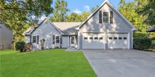 2566 Abbotts Glen Drive NW 2566 Abbotts Glen Drive NW Photo Gallery 1