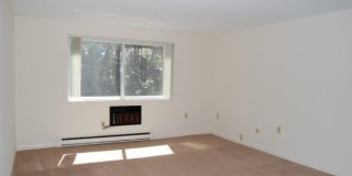49 E Meadow Ln 20 49 E Meadow Ln 20 Photo Gallery 1