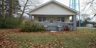 217 1st Ave SE 217 1st Ave SE Photo Gallery 1