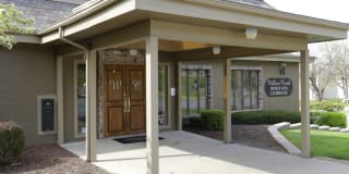 Willow Creek Apartments Willow Creek Apartments Photo Gallery 1