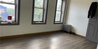 2101 Webster Avenue 2101 Webster Avenue Photo Gallery 1