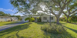 17521 SW 84th Ct 17521 SW 84th Ct Photo Gallery 1
