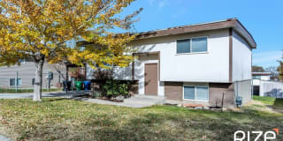 7976 W Sharon Dr 7976 W Sharon Dr Photo Gallery 1