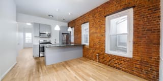 386 BERGEN AVE 386 BERGEN AVE Photo Gallery 1