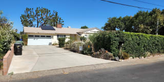 9812 Columbus Ave 9812 Columbus Ave Photo Gallery 1