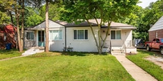 83 W Westfield Boulevard 83 W Westfield Boulevard Photo Gallery 1