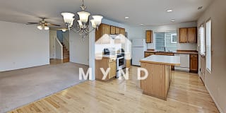 9165 229th Pl NE 9165 229th Pl NE Photo Gallery 1