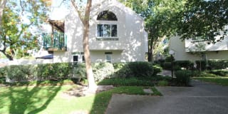 13 Zurich Ct. 13 Zurich Ct. Photo Gallery 1