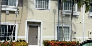 5904 London Ln 5904 London Ln Photo Gallery 1