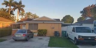 19215 SW 123rd Ave 19215 SW 123rd Ave Photo Gallery 1