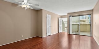 Chatsworth Plaza Chatsworth Plaza Photo Gallery 1