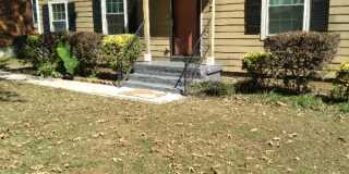402 Ashburton Ave SE 402 Ashburton Ave SE Photo Gallery 1